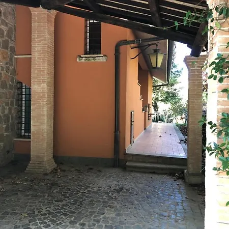 Isola Sul Σπίτι διακοπών Nemi